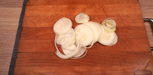 Фото приготовления рецепта: Жаркое из телятины «под кабанину» - шаг №2