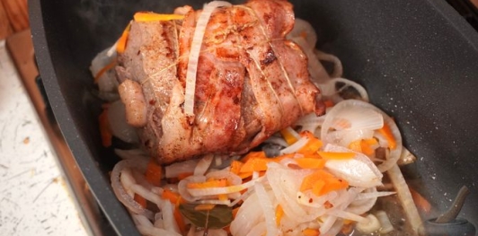 Фото приготовления рецепта: Жаркое из телятины «под кабанину» - шаг №17