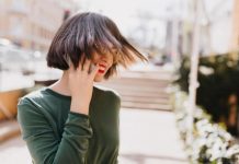 Дерматокосметолог Илья Руднев: мягкая градуировка прически создает эффект лифтинга лица