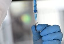 Вакцину «Онкопепт» ввели первому пациенту