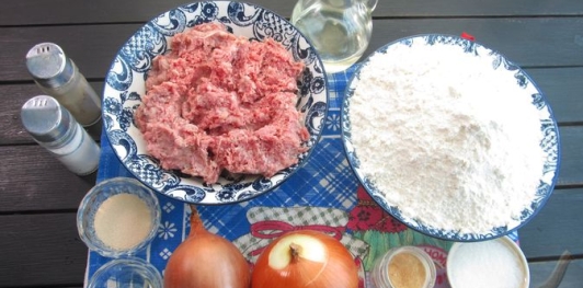 Фото приготовления рецепта: Беляши из дрожжевого теста - шаг №1