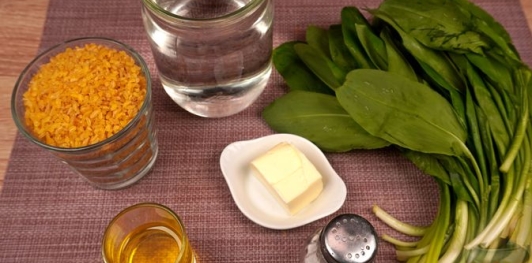 Фото приготовления рецепта: Булгур-пилав с черемшой - шаг №1