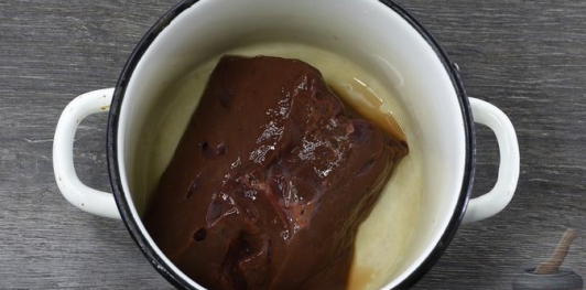 Фото приготовления рецепта: Cалат "Пасхальный венок" - шаг №2