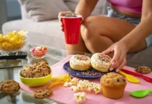 Диетологи назвали 12 продуктов, которые незаметно добавляют калории