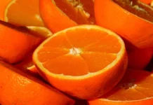 Диетологи рассказали, что будет, если съедать один апельсин каждый день