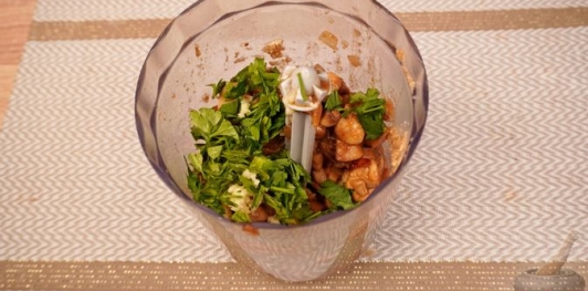 Фото приготовления рецепта: Икра грибная - шаг №11