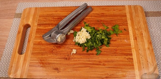 Фото приготовления рецепта: Икра грибная - шаг №10