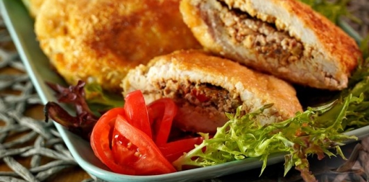 Фото приготовления рецепта: Кармашки из свинины с лечо - шаг №23