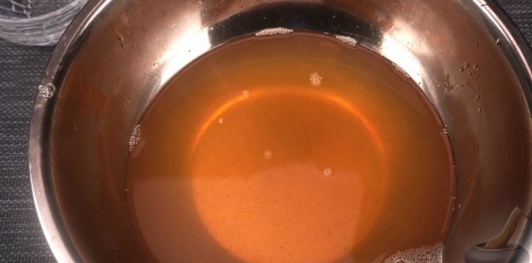 Фото приготовления рецепта: Карп заливной - шаг №14