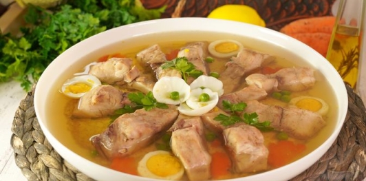 Фото приготовления рецепта: Карп заливной - шаг №17