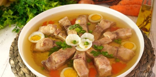 Фото приготовления рецепта: Карп заливной - шаг №18