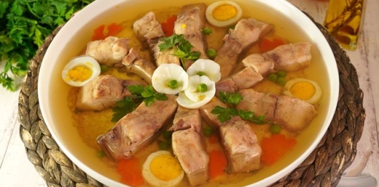 Фото приготовления рецепта: Карп заливной - шаг №19