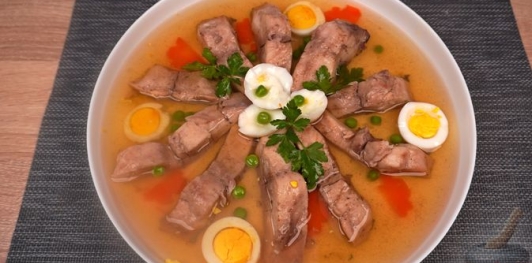 Фото приготовления рецепта: Карп заливной - шаг №16