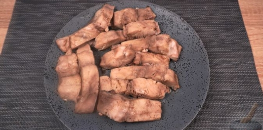 Фото приготовления рецепта: Карп заливной - шаг №11