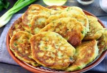 Картофельные оладьи с зелёным луком (на кефире)