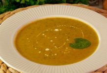 Картофельный крем-суп с помидорами и шпинатом