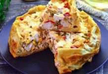 Киш из лаваша с курицей, горошком и кукурузой