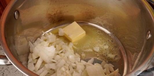 Фото приготовления рецепта: Крем-суп из артишоков - шаг №5