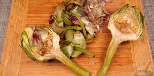 Фото приготовления рецепта: Крем-суп из артишоков - шаг №2