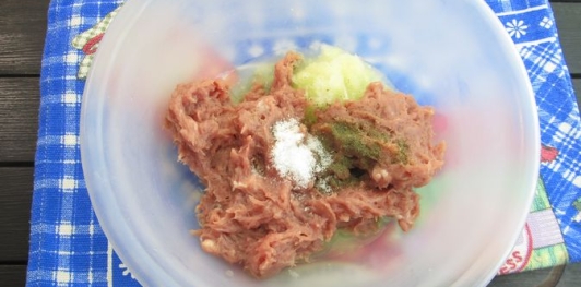 Фото приготовления рецепта: Ленивые беляши - шаг №6