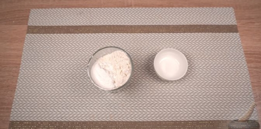 Фото приготовления рецепта: Ленивый сырный хачапури на сковороде - шаг №5