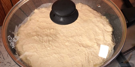 Фото приготовления рецепта: Ленивый сырный хачапури на сковороде - шаг №13