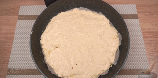 Фото приготовления рецепта: Ленивый сырный хачапури на сковороде - шаг №12