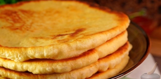 Фото приготовления рецепта: Лепешки на пиве (на сковороде) - шаг №14