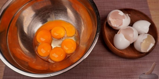 Фото приготовления рецепта: Маковый торт c масляно-заварным кремом - шаг №2