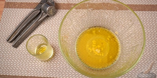 Фото приготовления рецепта: Маринованные артишоки - шаг №8