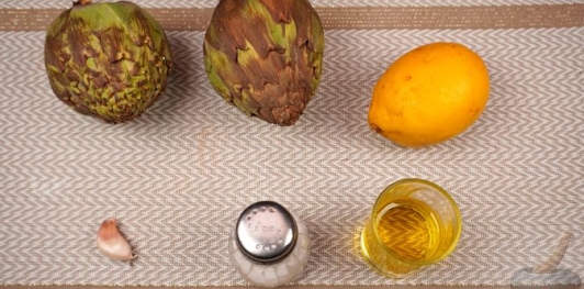 Фото приготовления рецепта: Маринованные артишоки - шаг №1