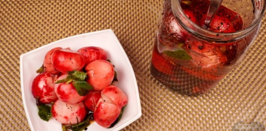 Фото приготовления рецепта: Маринованный редис - шаг №15