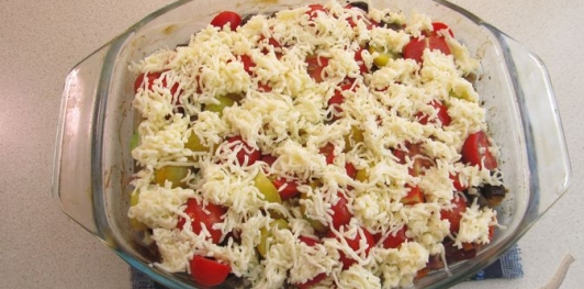 Фото приготовления рецепта: Овощи, запечённые с сыром - шаг №13