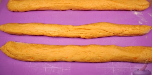 Фото приготовления рецепта: Пасхальный чорег (турецкий кулич-косичка) - шаг №20