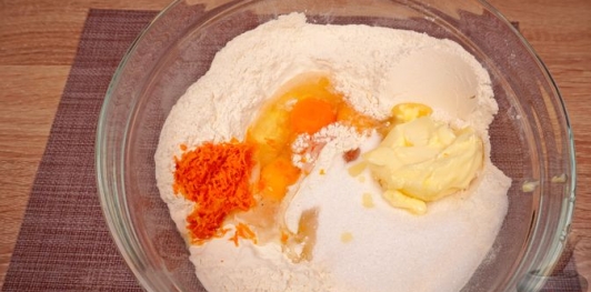 Фото приготовления рецепта: Пасхальный чорег (турецкий кулич-косичка) - шаг №11