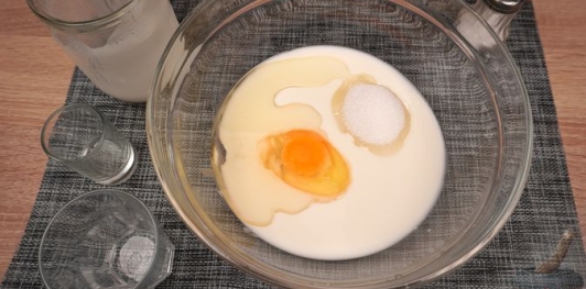 Фото приготовления рецепта: Печенье "Крылья ангела" (на кефире) - шаг №2