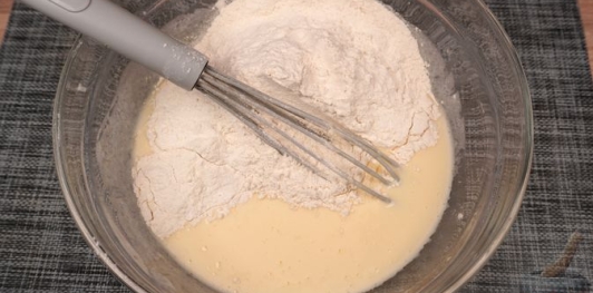 Фото приготовления рецепта: Печенье "Крылья ангела" (на кефире) - шаг №5