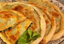 Пирожки-лепёшки со шпинатом и сыром (на сковороде)