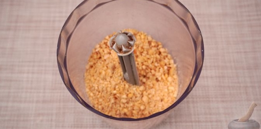 Фото приготовления рецепта: Рулет "Будапештский" - шаг №2