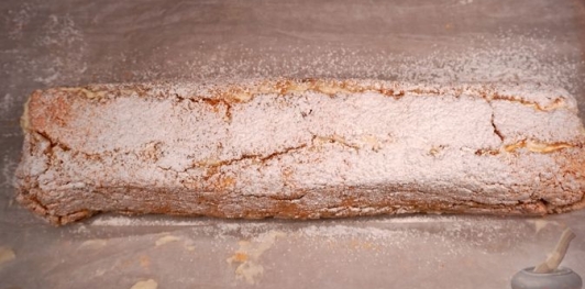 Фото приготовления рецепта: Рулет "Будапештский" - шаг №22