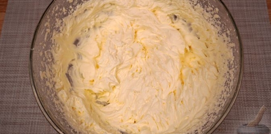 Фото приготовления рецепта: Рулет "Будапештский" - шаг №17