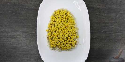 Фото приготовления рецепта: Салат "Пасхальный цыплёнок" - шаг №15