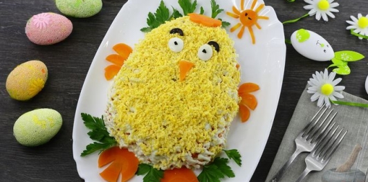 Фото приготовления рецепта: Салат "Пасхальный цыплёнок" - шаг №23