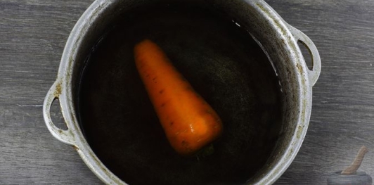 Фото приготовления рецепта: Салат "Пасхальный цыплёнок" - шаг №4