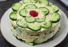 Слоёный салат с огурцами, редиской и плавленым сыром