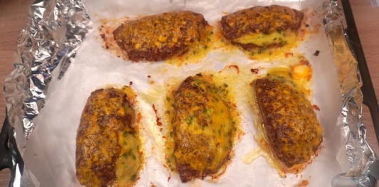 Фото приготовления рецепта: Сочни из мяса с картошкой - шаг №20