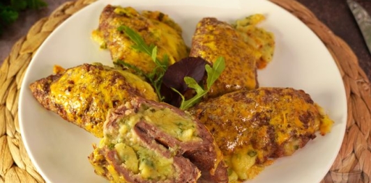 Фото приготовления рецепта: Сочни из мяса с картошкой - шаг №22