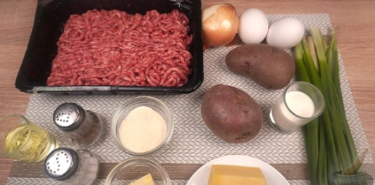 Фото приготовления рецепта: Сочни из мяса с картошкой - шаг №1