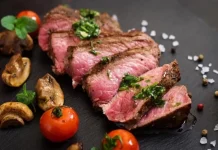 Стало известно, что будет с организмом, если регулярно есть красное мясо