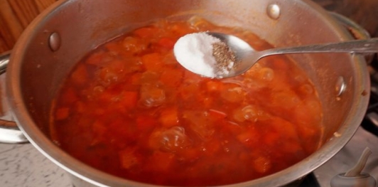 Фото приготовления рецепта: Суп с фаршем и рисом - шаг №16